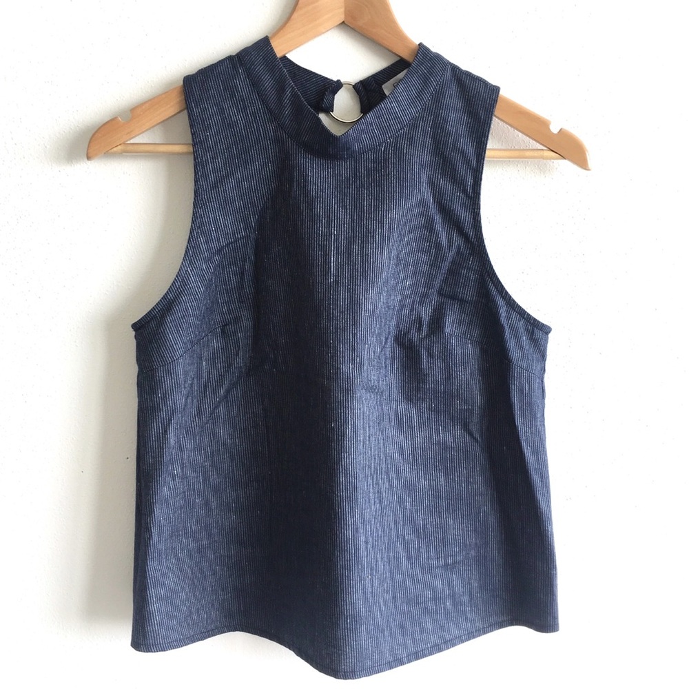 BCBGeneration Cotton Pinstripe Ring Top in Navy XS